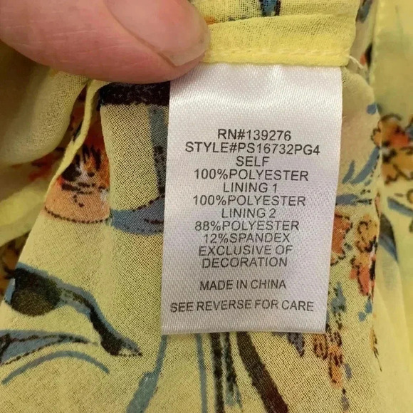 Pale Sky semi sheer, light, airy, flowy, cap sleeves,  front pleats flora… - Picture 5 of 6